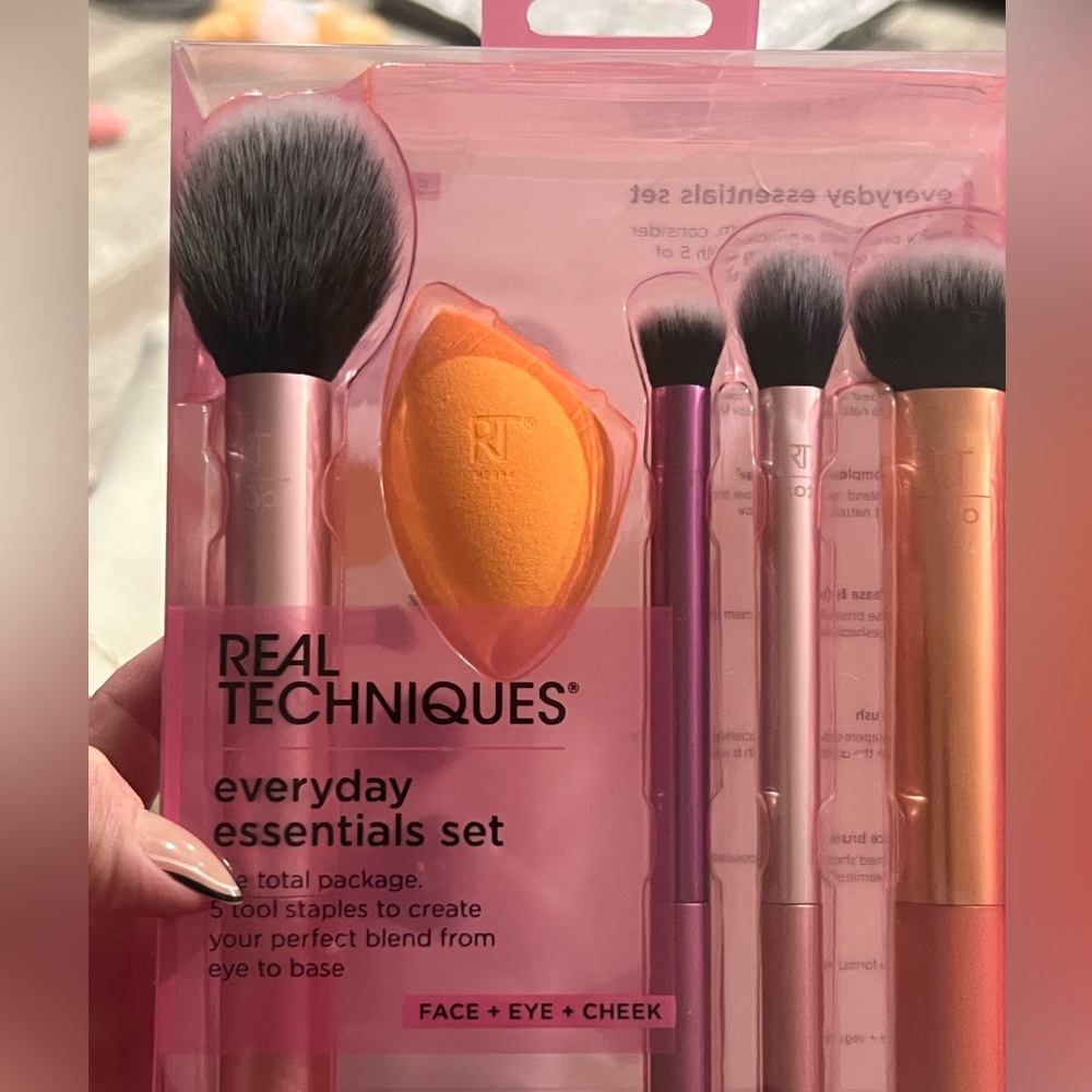 Real Techniques Makeup Brush & Sponge Set - Pink, Orange, Purple